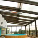 Qual o melhor material para cobrir um pergolado?
